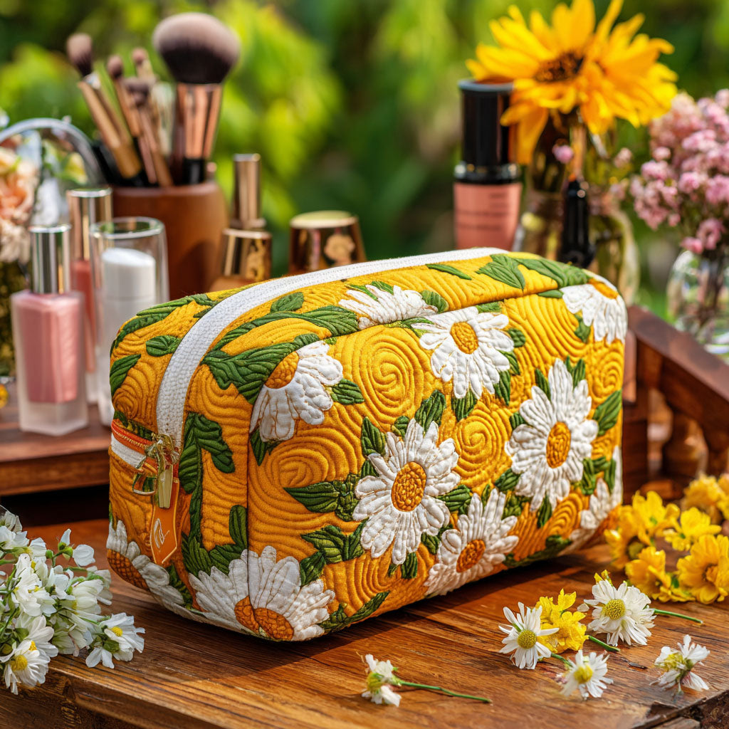Daisy Dreams Quilted Makeup Bag